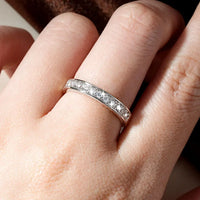 Anillo de Moissanita Certificada GRA, Media Alianza